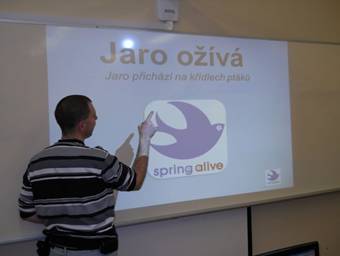 Popis: G:\foto web\D.Vodnarek, prednaska o Springalive.jpg